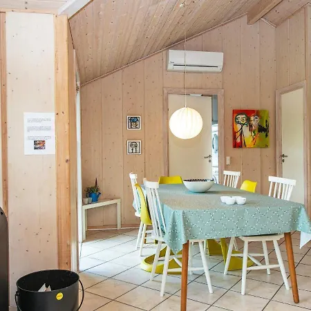 6 Person In Hemmet-by Traum * Hemmet